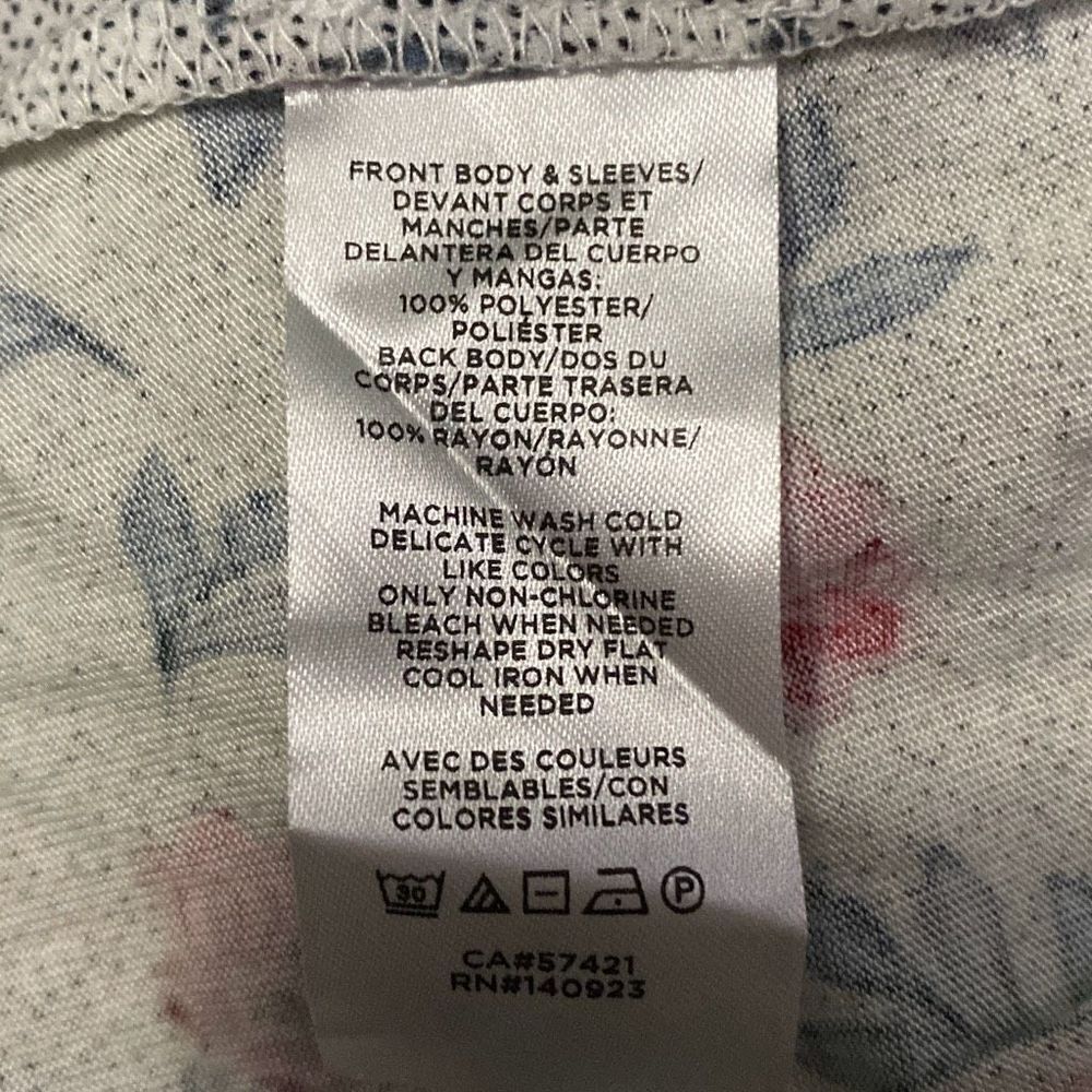 Ann Taylor LOFT Blouse - Picture 5 of 7